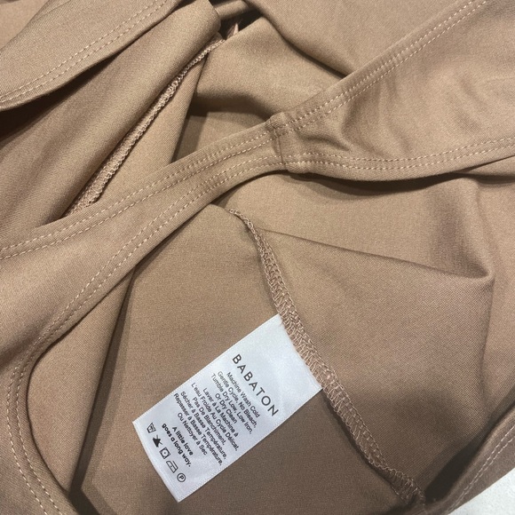 New Aritzia Babaton high neck Arnold Nutmeg Muscade  Bodysuit Size M Wtags ⭐️⭐️ - Picture 13 of 17